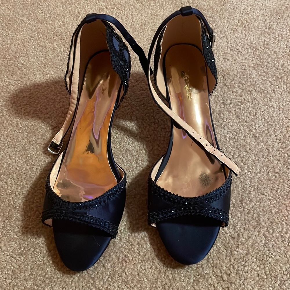 Women’s 1 inch heel